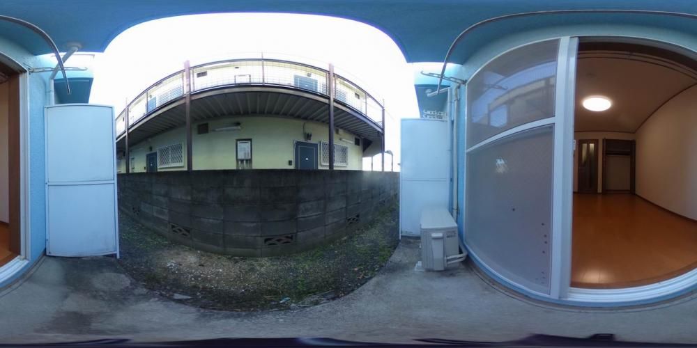 �o���R�j�[