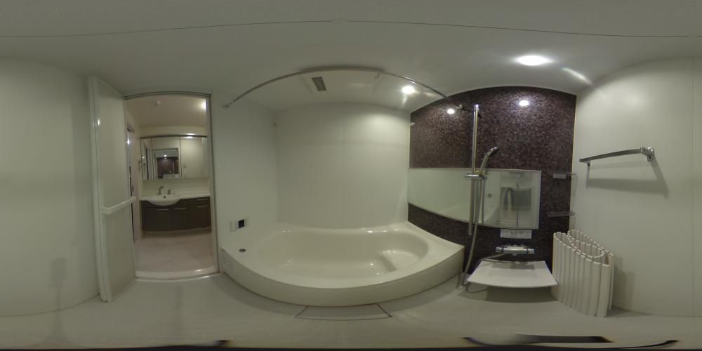 �o�X���[��